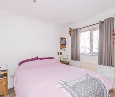 2 bedroom end of terrace house to rent - Photo 5