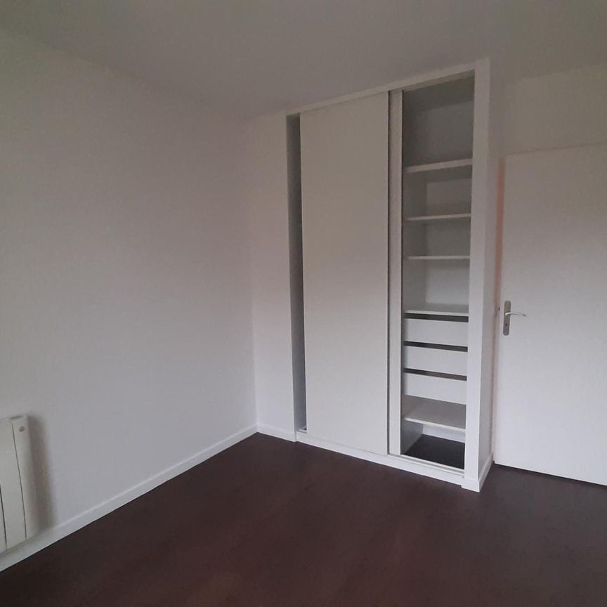 location Appartement F4 DE 90.13m² À VERSAILLES - Photo 1