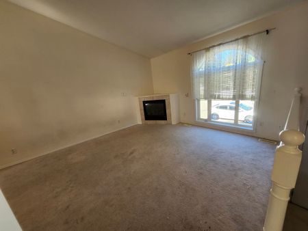 3 Bedroom Townhouses! First Month is Rent Free in South Hill - Photo 5