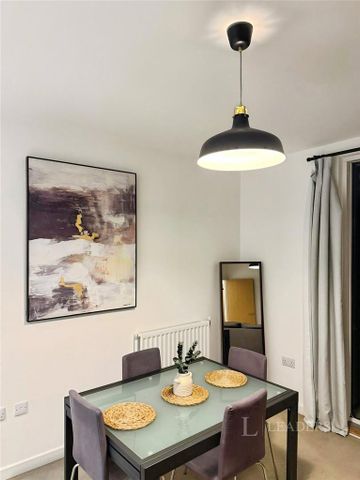 1 bedroom flat to rent - Photo 4