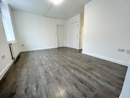 1 Bedroom Apartment To Let - HP13 - Photo 4