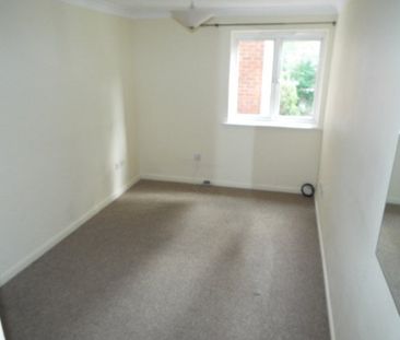 Tennyson Court, Winn Road - Photo 3