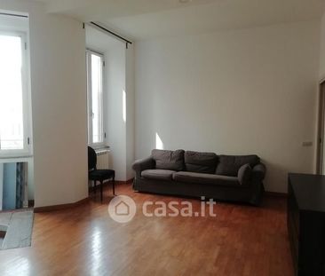 Bilocale in Affitto in Via Castelfidardo 2 a Milano - Foto 4