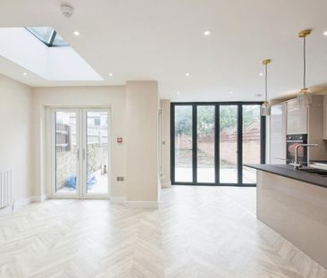 1 bedroom in a house share to rent - Photo 6