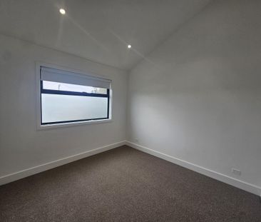 Brand New Stylish Townhouse with Retreat Area! - Photo 3