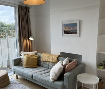 3 bedroom end of terrace house to rent - Photo 1