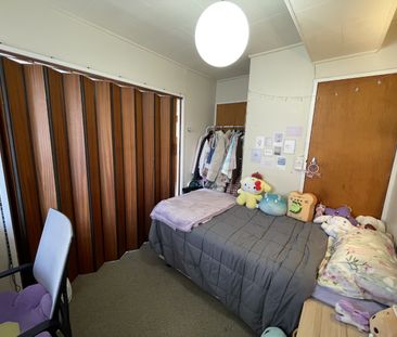 Prime Location Alert! - Photo 5