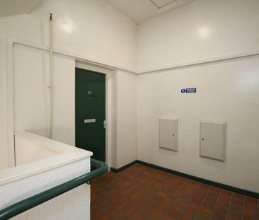 1 bedroom penthouse to rent - Photo 1