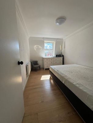 3 bedroom apartment to rent - Photo 1