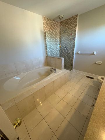 For Lease - 309 Brisdale Drive, Brampton, Ontario - Photo 5