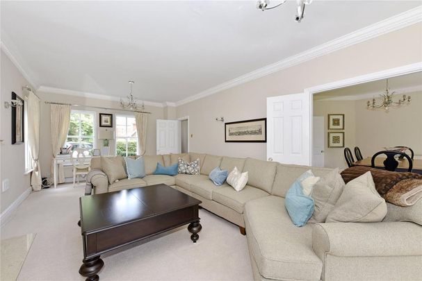 5 bedroom detached house to rent - Photo 1