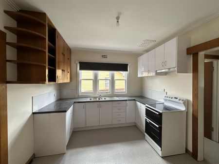 Recently renovated, you'll love Living Here! - Photo 3