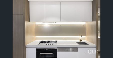 Central Box Hill Modern Style Apartment - Photo 5