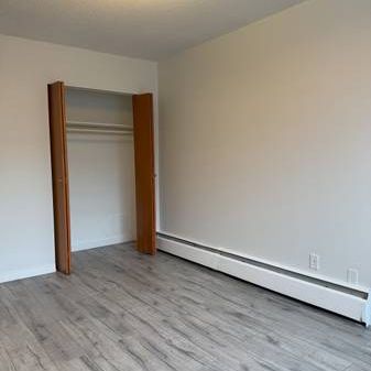 1-Bedroom Condo for Rent in Kingsway Area – $1,800/Month - Photo 1