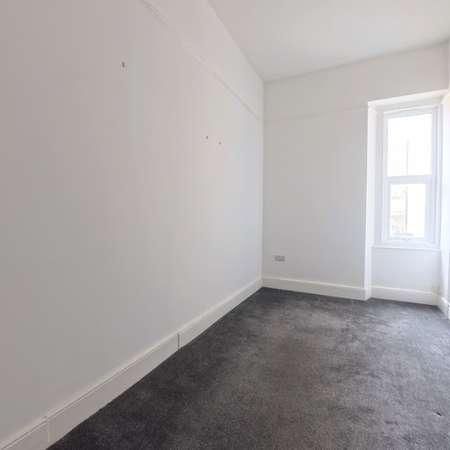 Oxford Street, Weston-super-mare, BS23 - Photo 1