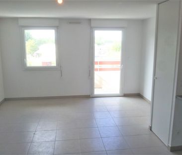 Location Appartement 2 pièces 42m² SORGUES 84700 - Photo 3