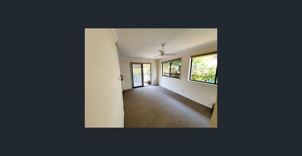 Mermaid Beach Duplex - Photo 1