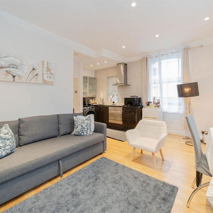 1 bedroom flat to rent - Photo 1