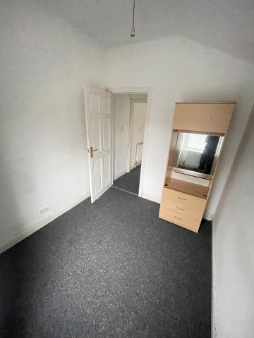 3 Bed Terraced House, Swanage Road, B10 - Photo 3