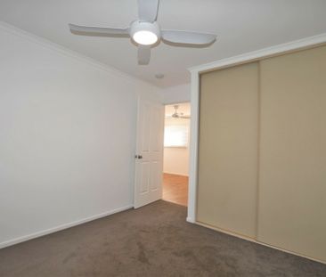 Spacious Family Home in a Quiet, Convenient Location - Photo 5