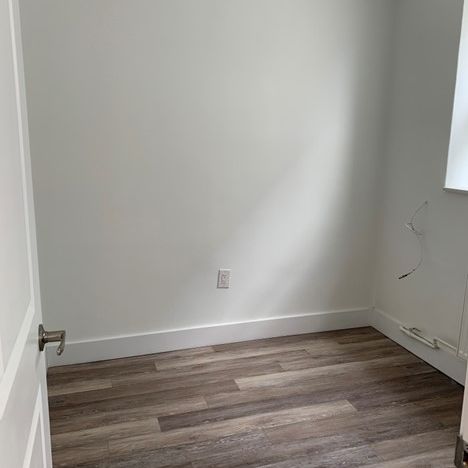 3 Bedrooms - Photo 1