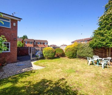 2 bedroom semi-detached house to rent - Photo 2