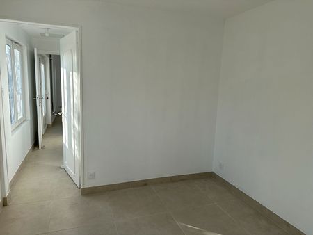 Location maison 3 pièces, 67.34m², Rochefort - Photo 2