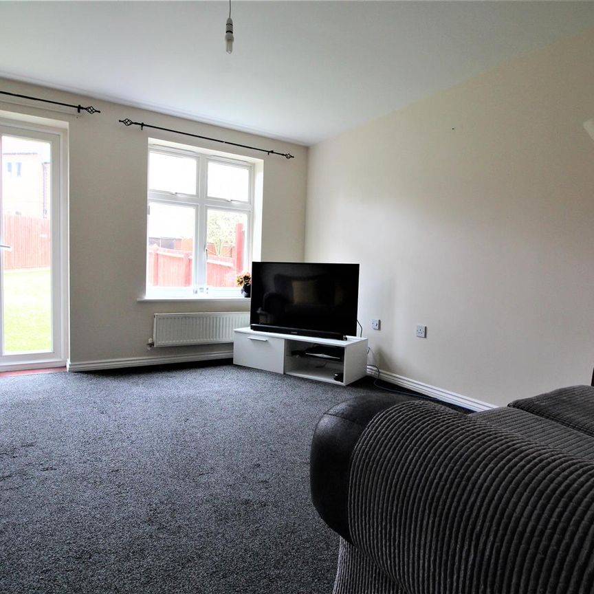 Maidenwell Avenue, Hamilton, Leicester, Leicestershire, LE5 1QR - Photo 1