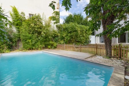 Très belle maison au coeur de Caudéran avec piscine et garage - Photo 2