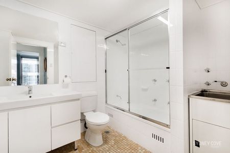 EXCELLENT ONE BEDROOM IN THE BERKELEY | Unfurnished - Photo 5