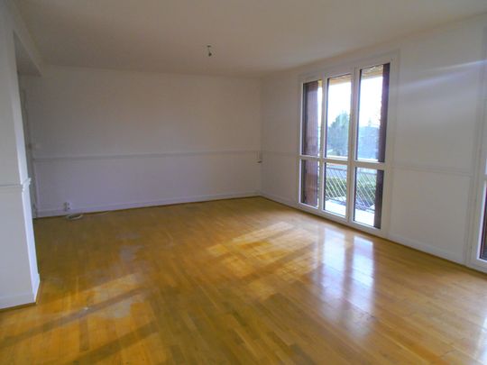 Location Appartement 5 pièces 83m² - Photo 1