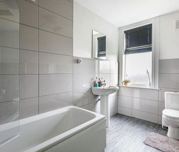 4 bedroom house to rent - Photo 1