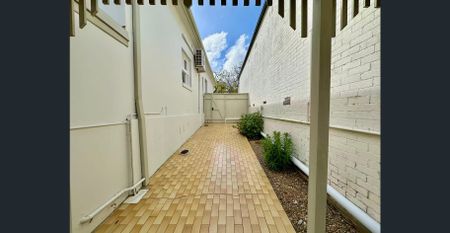 Charming family home - Photo 2