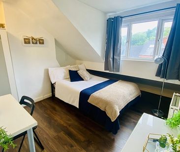 Fantastic 5 double Bedroom student house just off Ecclesall Road - Photo 6