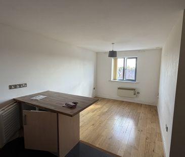 2 bed Apartment To Let - Photo 1