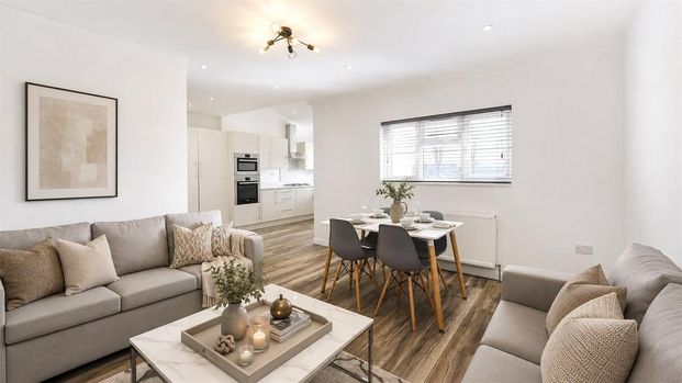 2 bedroom flat to rent - Photo 1