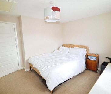 3 bedroom detached house to rent - Photo 5