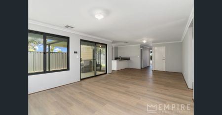 New Family Home in Prime Location! - Photo 2