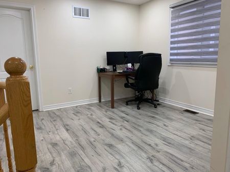 For Lease - 7368 Saint Barbara Boulevard, Mississauga, Ontario - Photo 2