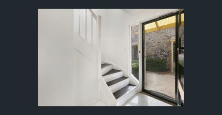 Coastal home just a walk to beach! - Photo 4