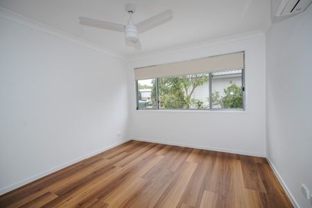 Spacious Modern Living in the Heart of Parkinson - Photo 4