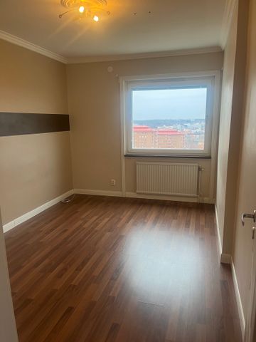 Karlslundsgatan, Södertälje - Photo 2