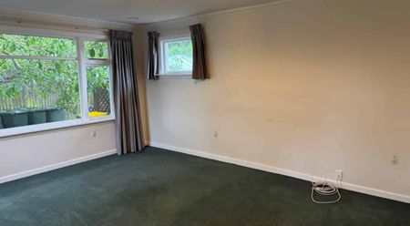 Spacious Living in Linwood - 2 Bedrooms - Photo 4