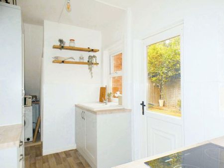 2 bed lower flat to rent in NE24 - Photo 5