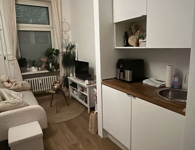 Wohnen, wo der Kiez lebt – Tiny Living mitten in Kreuzberg - Foto 1