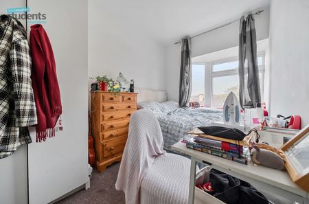 6 bedroom house to rent - Photo 3