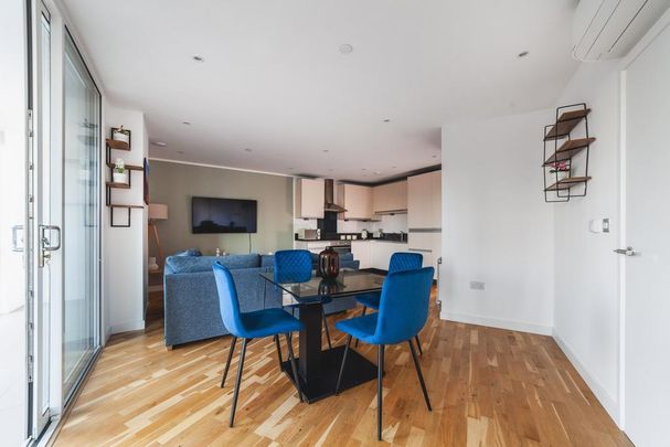 2 bedroom flat to rent - Photo 1