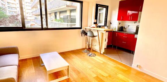 Appartement Courbevoie 1 pièce(s) 29.08 m2 - Photo 2