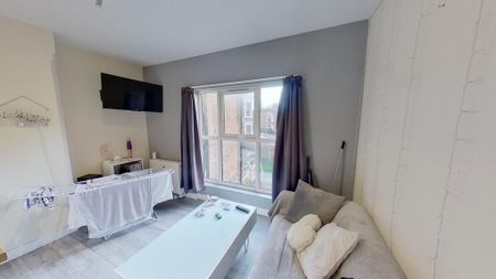 2 bedroom flat to rent - Photo 5