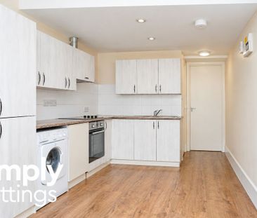 1 Bed property for rent - Photo 3